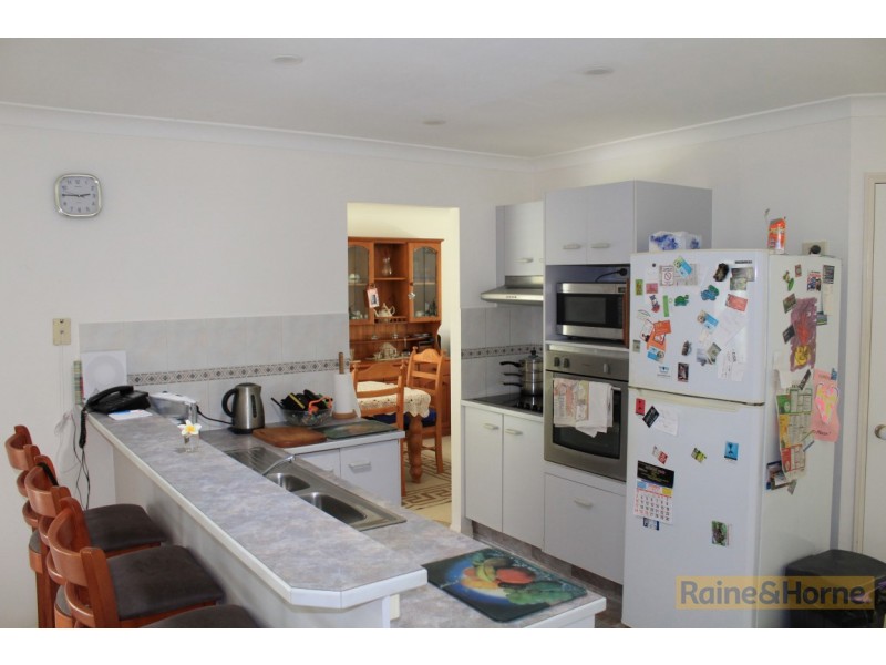 3 McKenzie Avenue, Pottsville NSW 2489