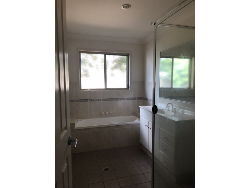 2/4 Tathra Street, Pottsville NSW 2489