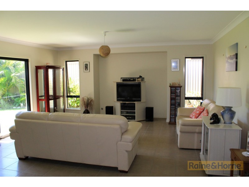 107 Newcastle Drive, Pottsville NSW 2489