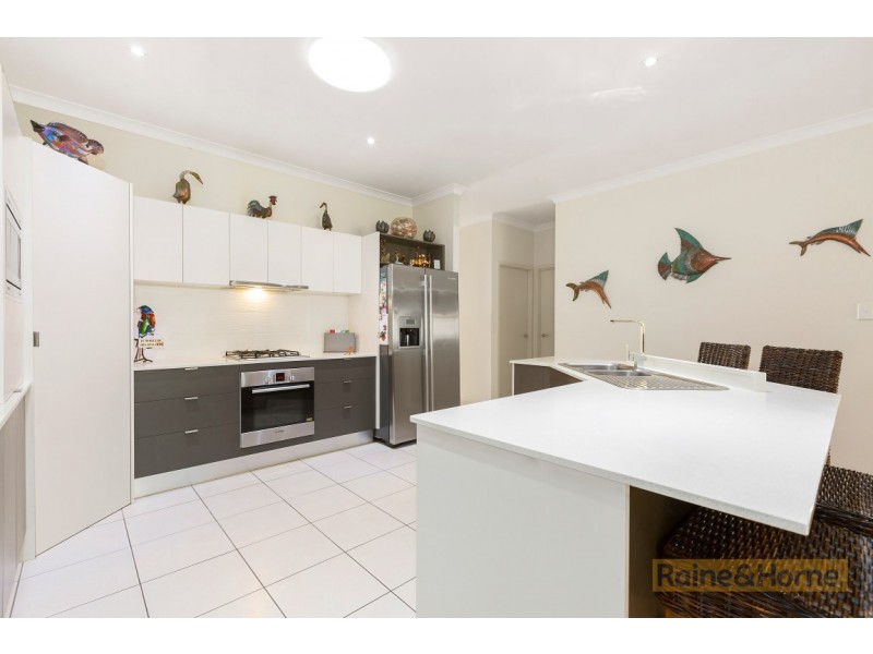 5 Woodfull Crescent, Pottsville NSW 2489