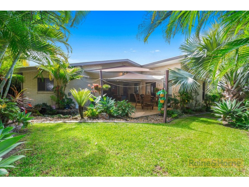 5 Woodfull Crescent, Pottsville NSW 2489