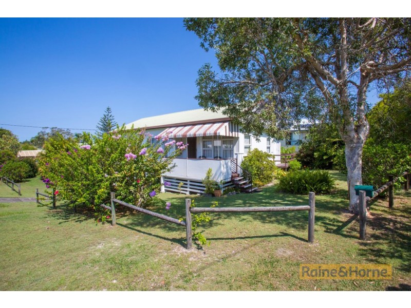 4 Elizabeth Street, Pottsville NSW 2489