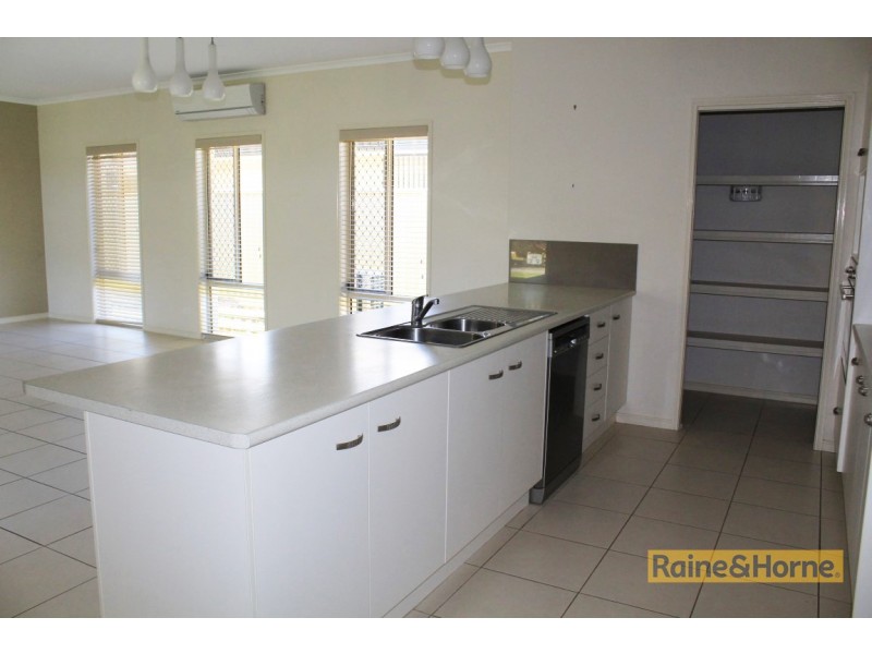 8 Sugar Glider Drive, Pottsville NSW 2489