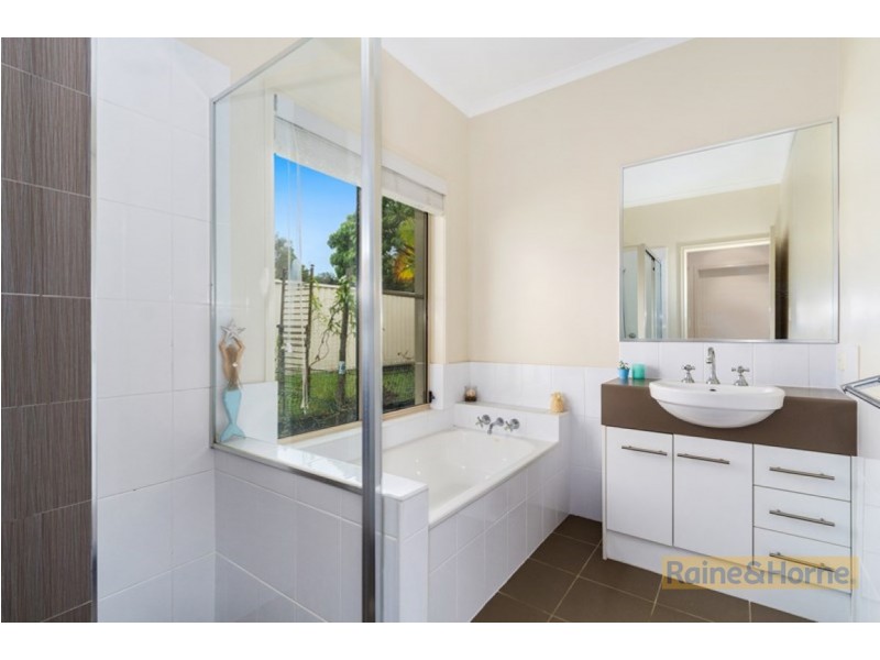 8 Sugar Glider Drive, Pottsville NSW 2489