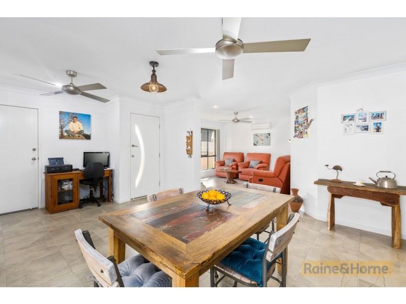 2/67 Newcastle Drive, Pottsville NSW 2489