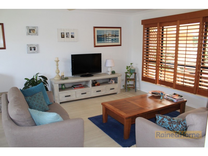 19 Taylor Drive, Pottsville NSW 2489