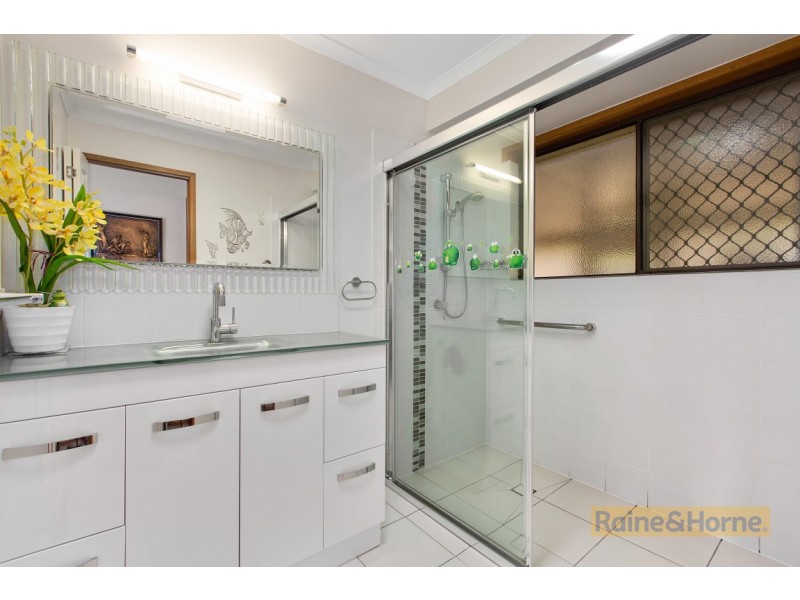 18/22A Kirkwood Road, Tweed Heads South NSW 2486