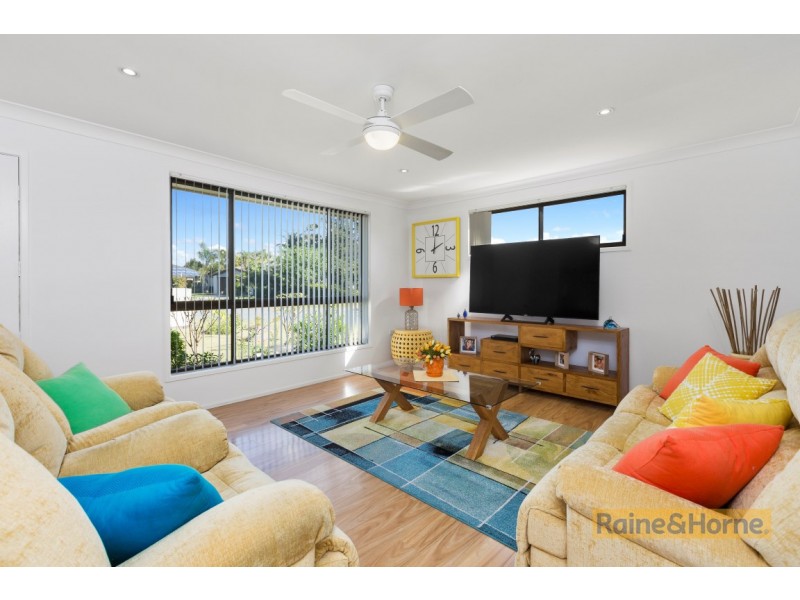 37 Victoria Avenue, Pottsville NSW 2489