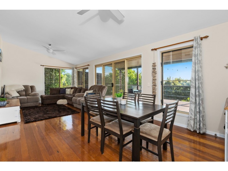 11 Bottlebrush Drive, Pottsville NSW 2489