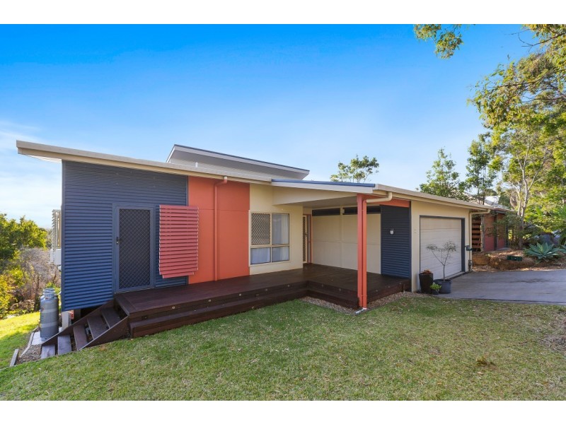 11 Bottlebrush Drive, Pottsville NSW 2489