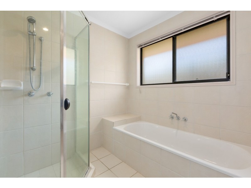 2 /39 Border Crescent, Pottsville NSW 2489