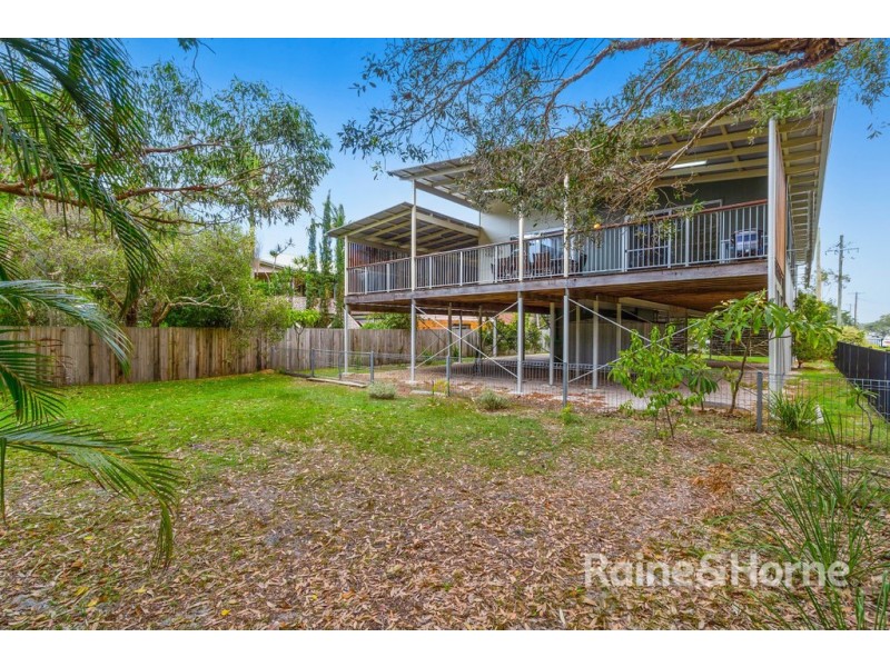 11 Elfran Avenue, Pottsville NSW 2489