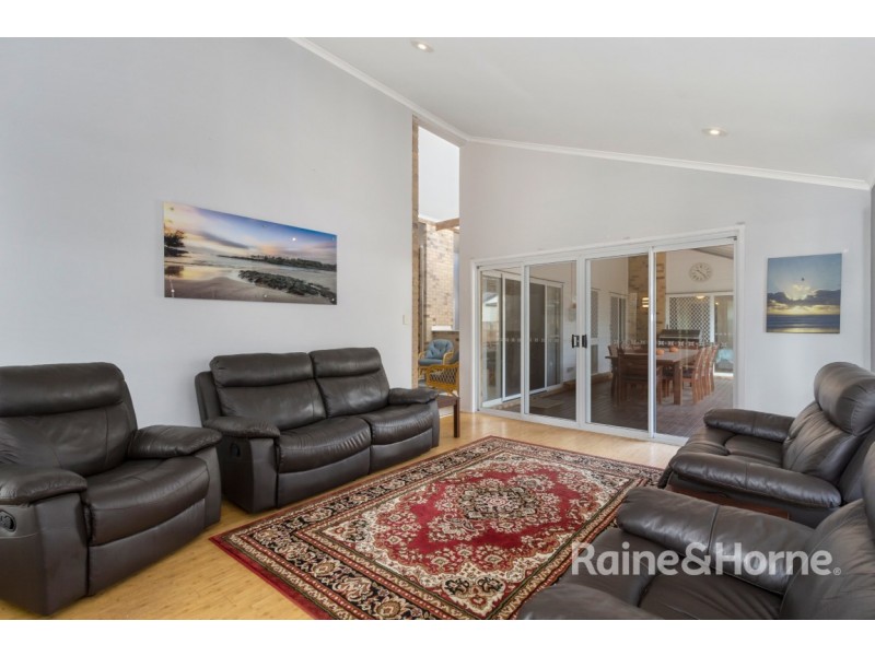 77 Elanora Avenue, Pottsville NSW 2489