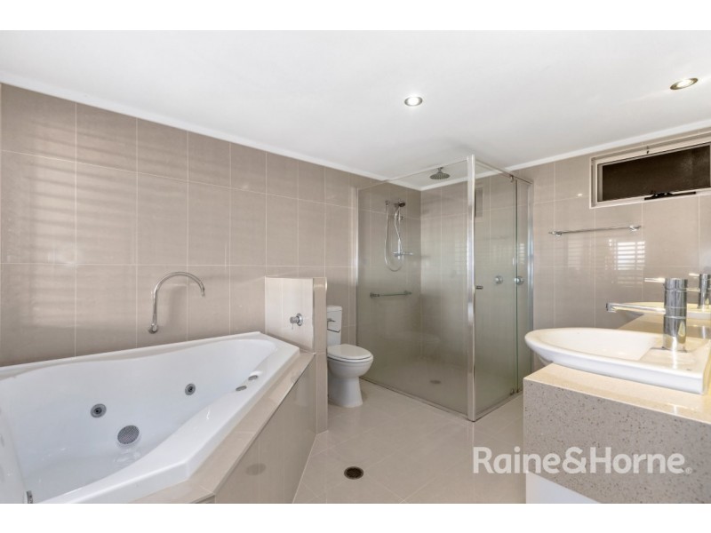 36/24 Seaview Road, Banora Point NSW 2486