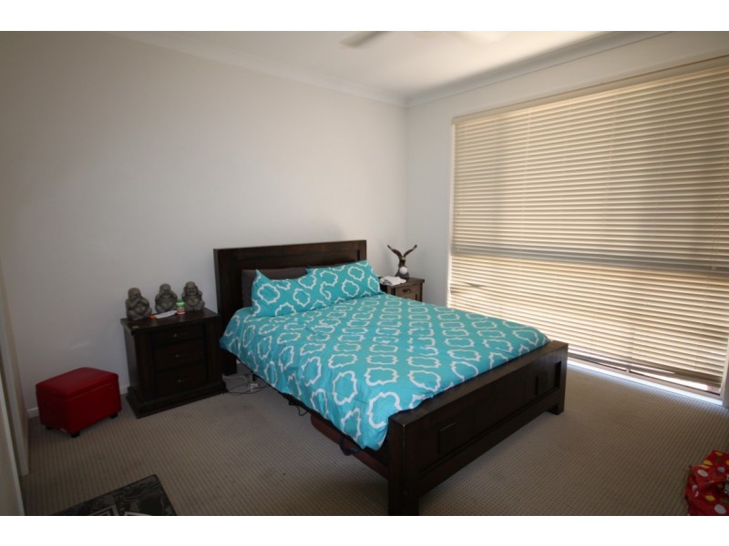 2 / 27 Newcastle Drive, Pottsville NSW 2489