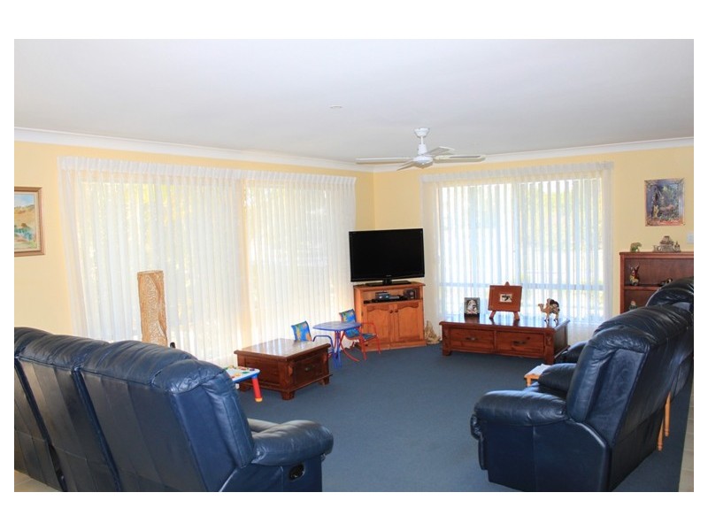 1 / 44 Victoria Avenue, Pottsville NSW 2489