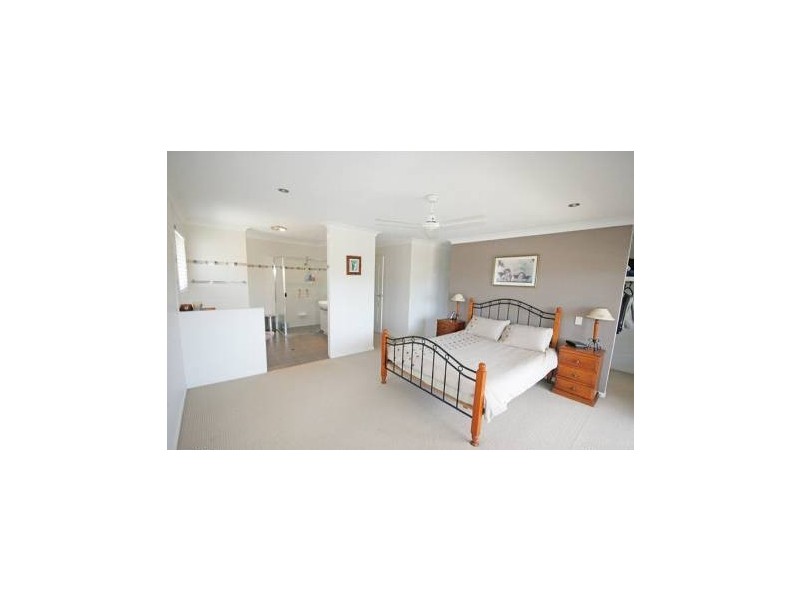 140 Overall Drive, Pottsville NSW 2489