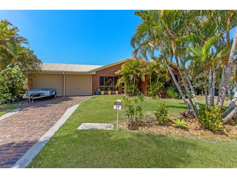 37 Royal Drive, Pottsville NSW 2489