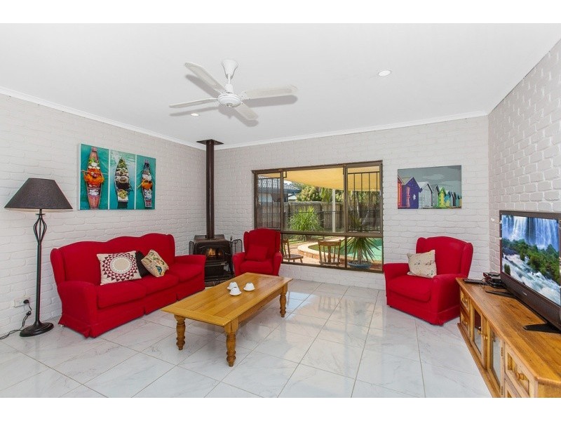 37 Royal Drive, Pottsville NSW 2489