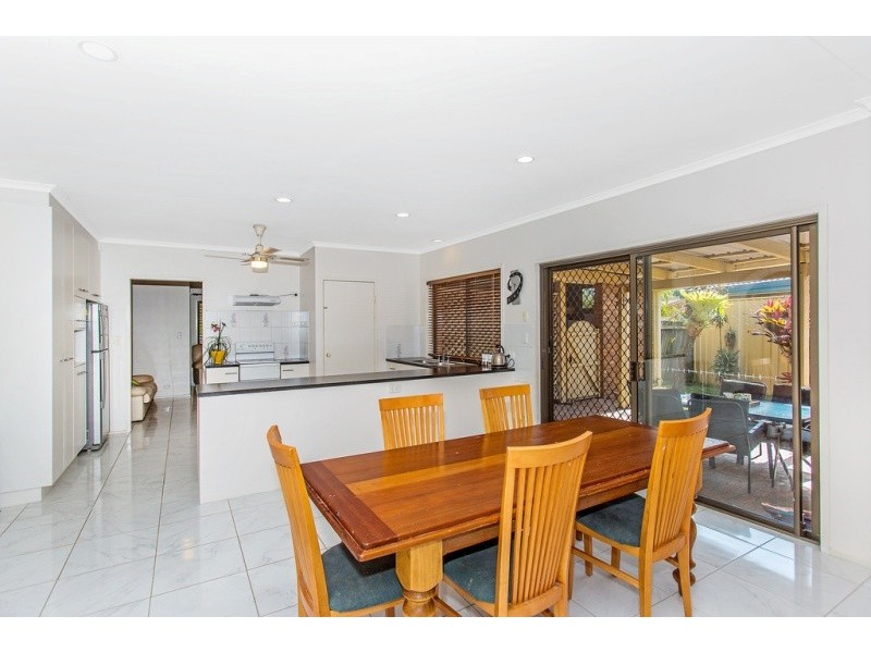 37 Royal Drive, Pottsville NSW 2489