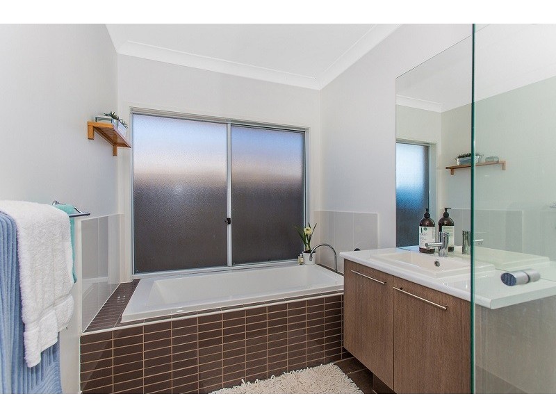 63 Lennox Circuit, Pottsville NSW 2489