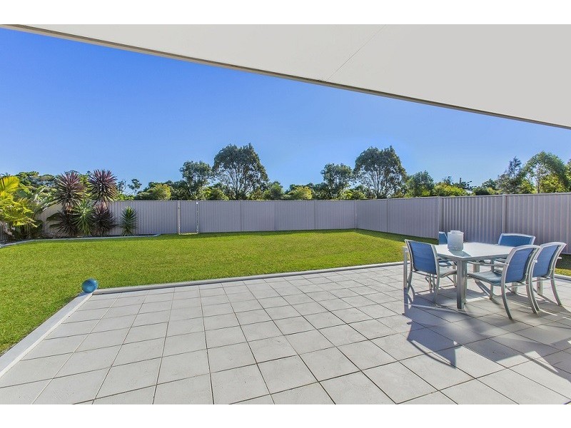 63 Lennox Circuit, Pottsville NSW 2489