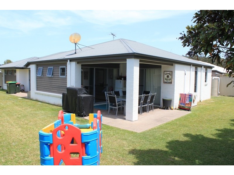 9 Bandicoot Street, Pottsville NSW 2489