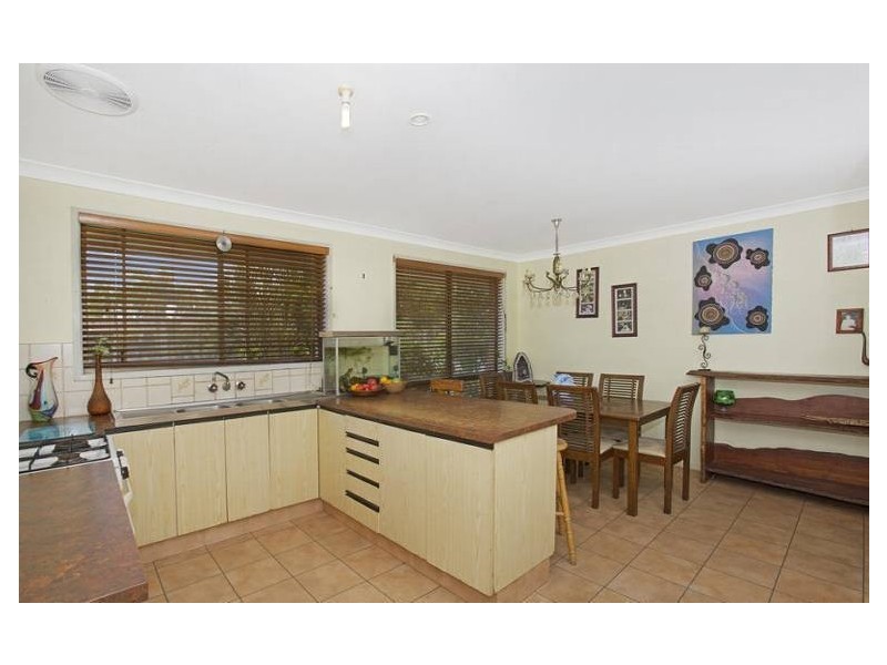 11 Royal Drive, Pottsville NSW 2489