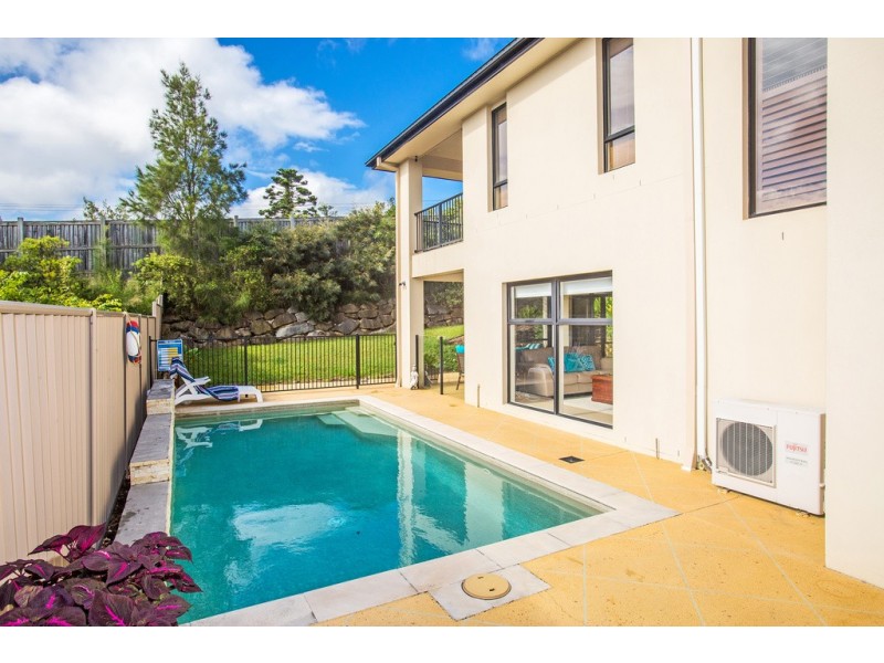 25 Newcastle Drive, Pottsville NSW 2489