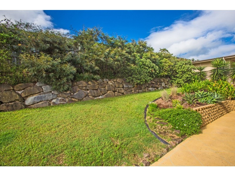 25 Newcastle Drive, Pottsville NSW 2489
