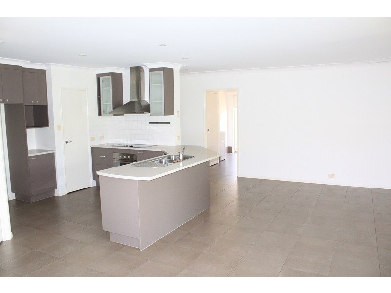 3 Tathra Street, Pottsville NSW 2489