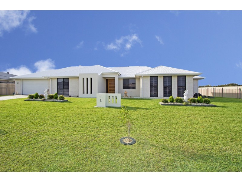 2 Lindwall Avenue, Pottsville NSW 2489