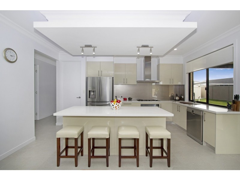 2 Lindwall Avenue, Pottsville NSW 2489