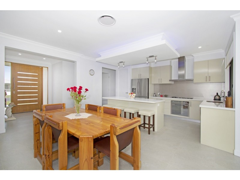 2 Lindwall Avenue, Pottsville NSW 2489