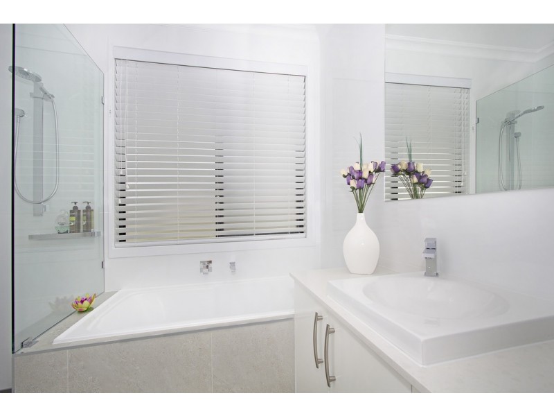 2 Lindwall Avenue, Pottsville NSW 2489