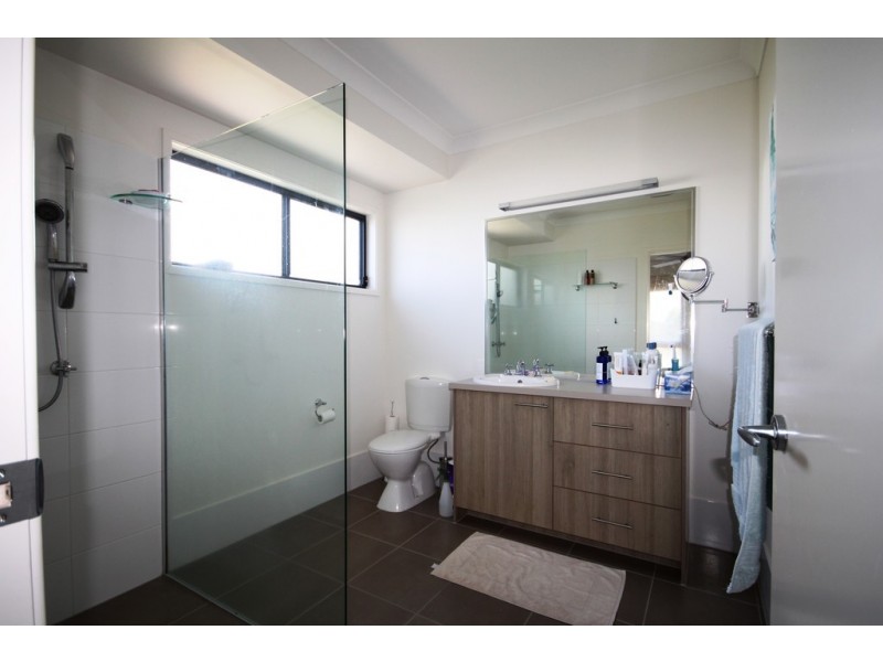 27 Lennox Circuit, Pottsville NSW 2489