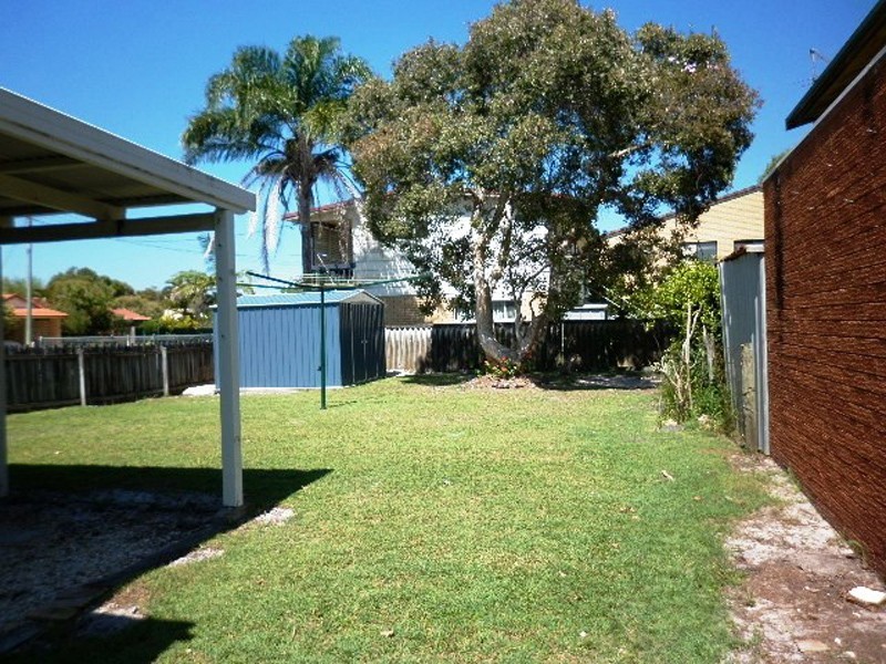 16 Elfran Avenue, Pottsville NSW 2489