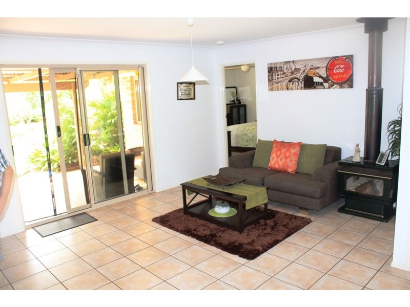 35 Buckingham Drive, Pottsville NSW 2489