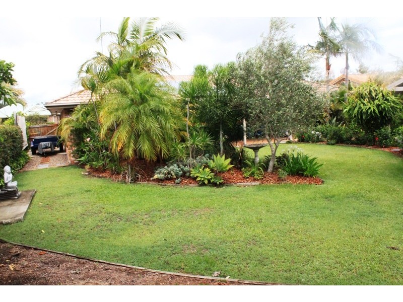 35 Buckingham Drive, Pottsville NSW 2489