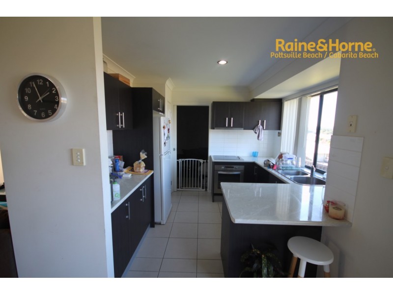 2/33 Newcastle Drive, Pottsville NSW 2489