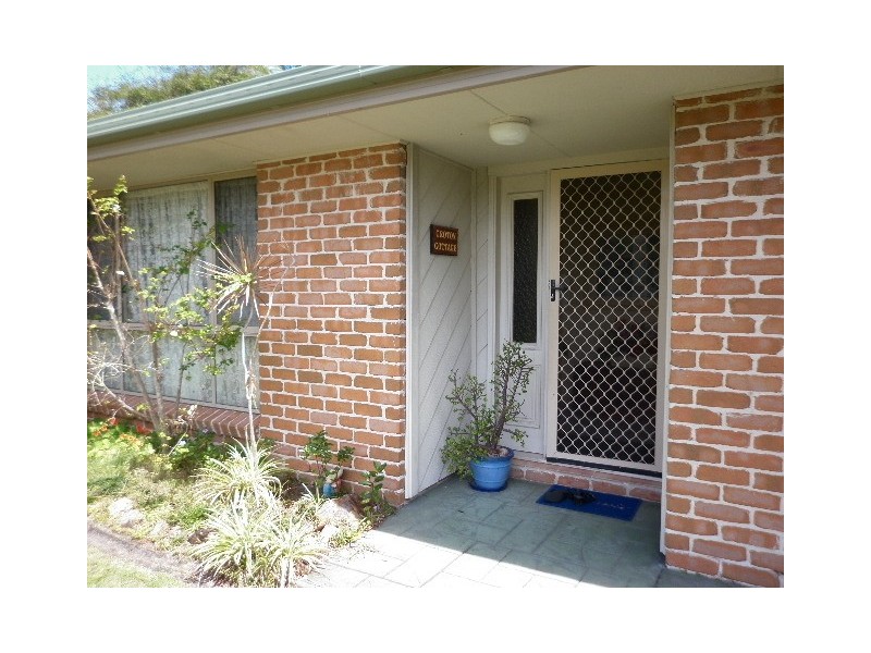 2/6 Tudor Court, Pottsville NSW 2489