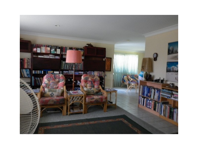 2/6 Tudor Court, Pottsville NSW 2489