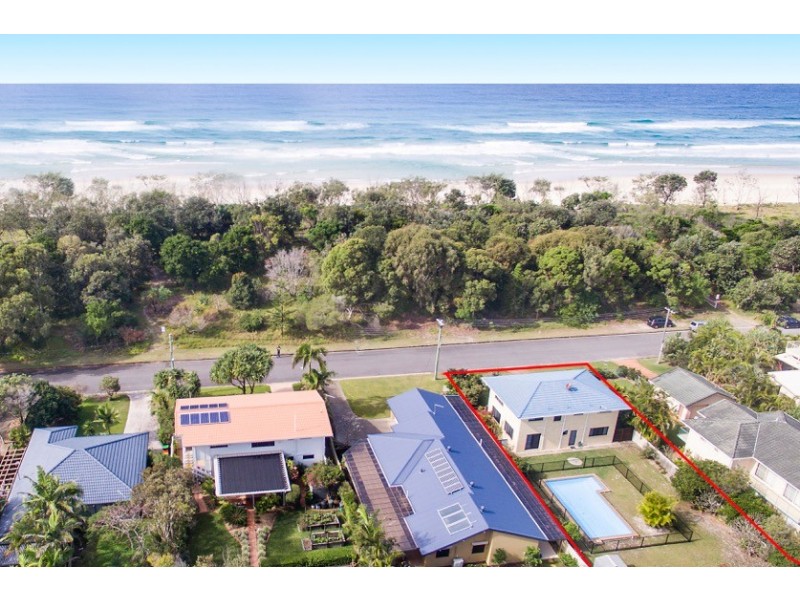 12 Surfside Crescent, Pottsville NSW 2489
