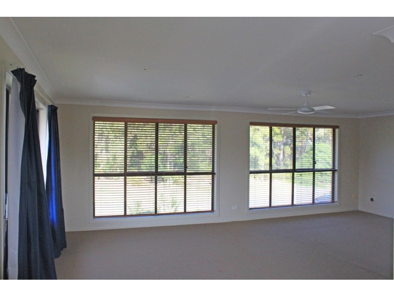 12 Surfside Crescent, Pottsville NSW 2489