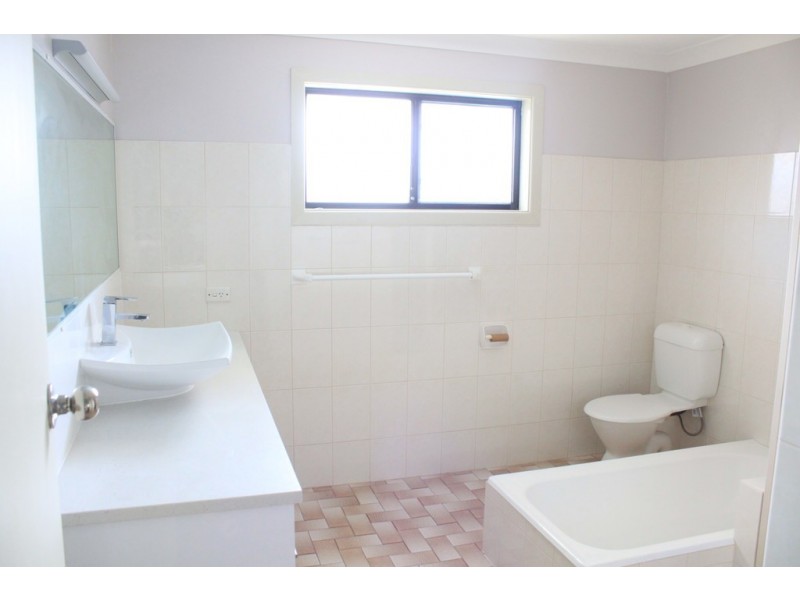 12 Surfside Crescent, Pottsville NSW 2489