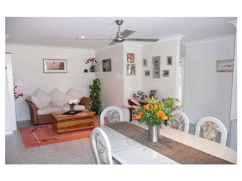 2/13 Seabreeze Boulevard, Pottsville NSW 2489