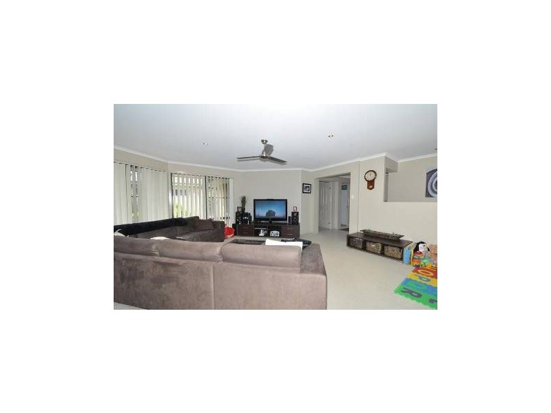 23 Suffolk Parade, Pottsville NSW 2489