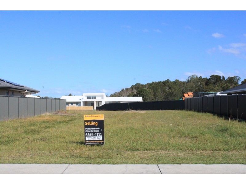 11 Lindwall Avenue, Pottsville NSW 2489