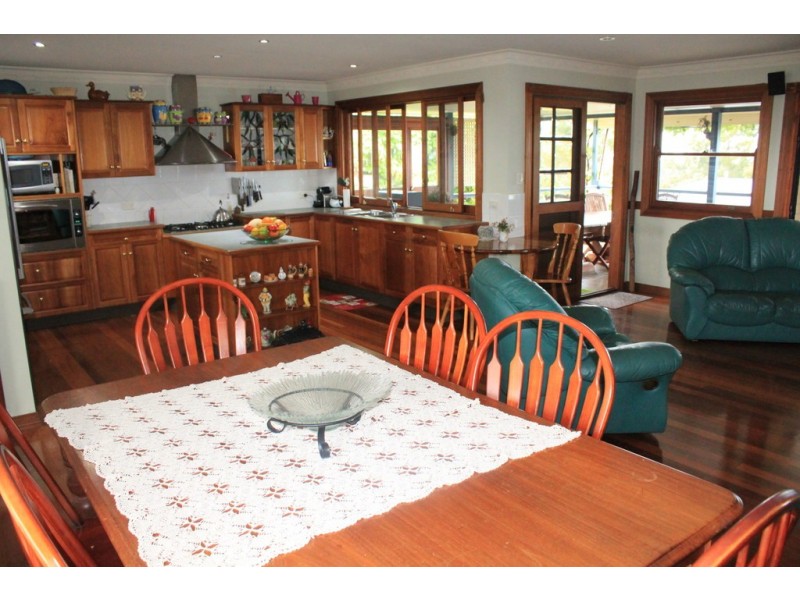 4 Bottlebrush Drive, Pottsville NSW 2489