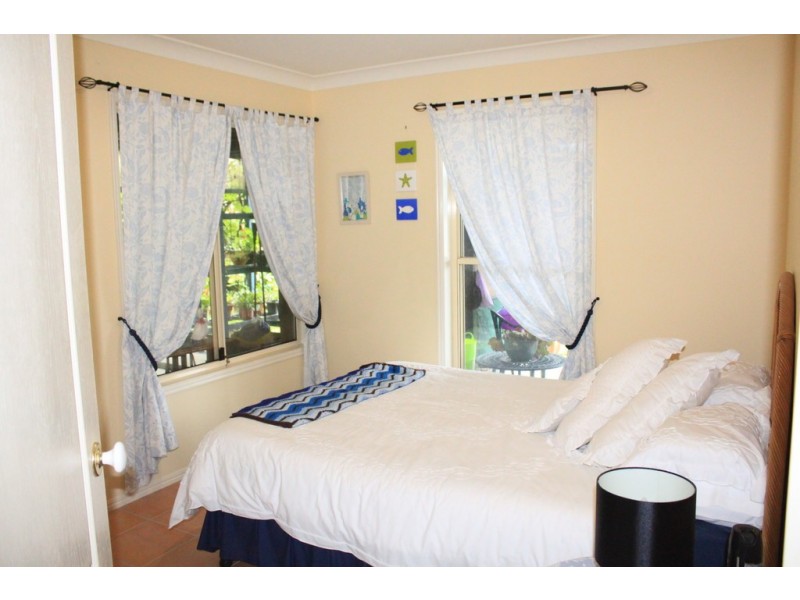 4 Bottlebrush Drive, Pottsville NSW 2489